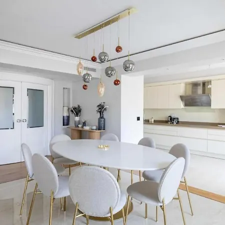 Semesterbostad Carlton Riviera - *