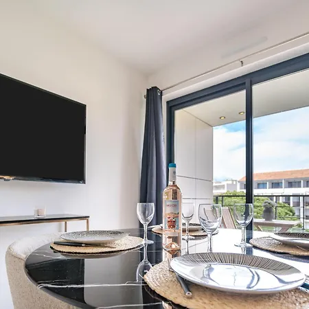 Semesterbostad Carlton Riviera - *