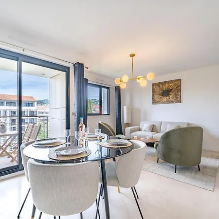Carlton Riviera - * Cannes